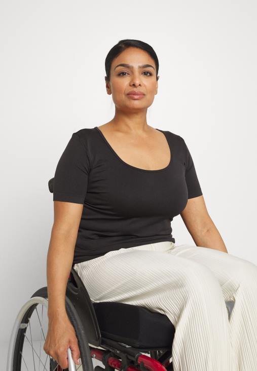 Anna Field nők alap póló fekete RTVD374