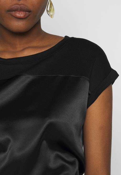 Anna Field nők nyomott póló fekete RTVD274