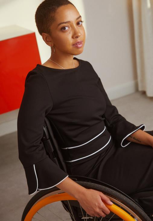 Anna Field nők váltóruha fekete RTVD218